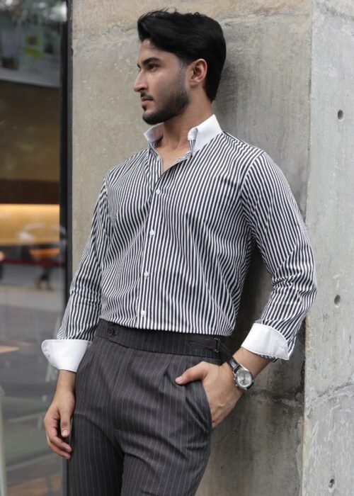 Black Contrast-Collar Stripe Shirt