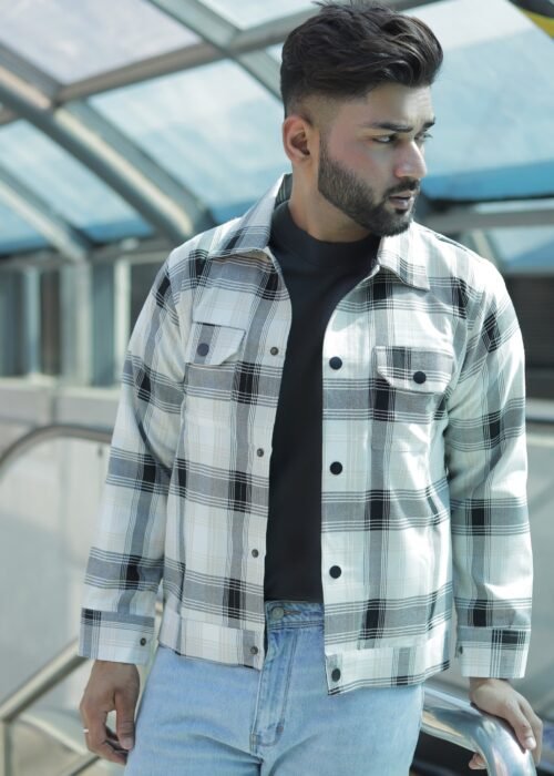 White 2 pockets Check Jacket